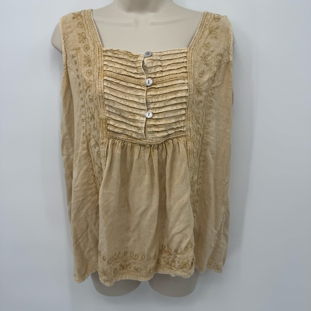Metropolitan Sleeveless Boho Peasant Top Large Embroidered Pintuck (M1)